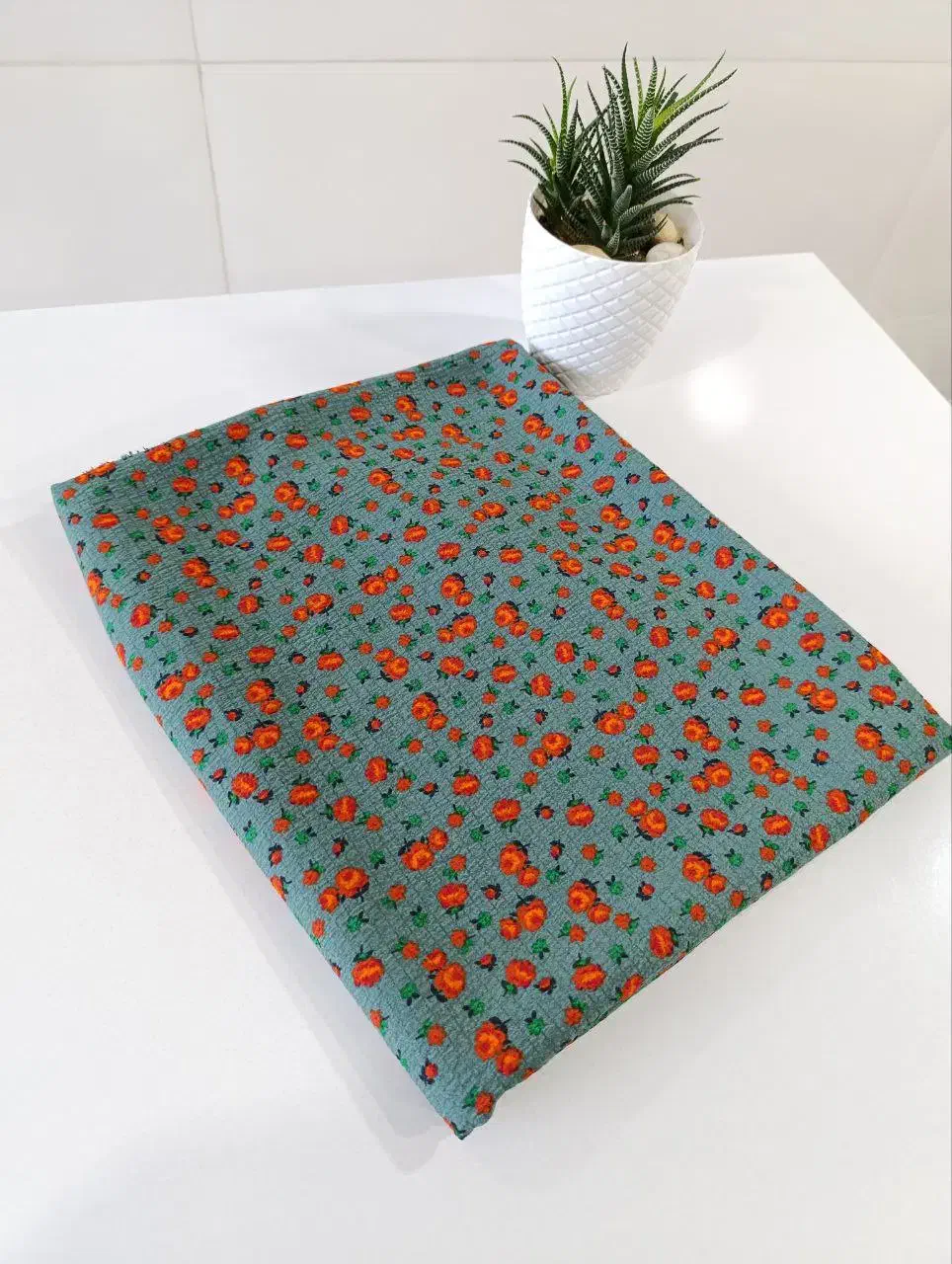 نخ پفکی|لباس|مریوان, |دیوار