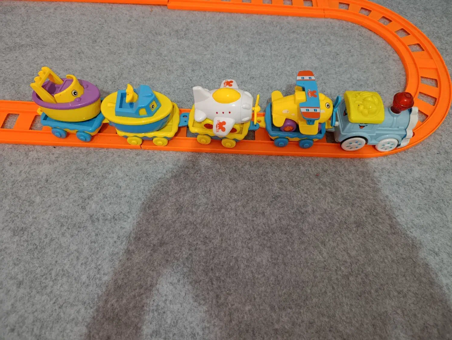 قطار|اسباب‌بازی بچه|سقز, |دیوار