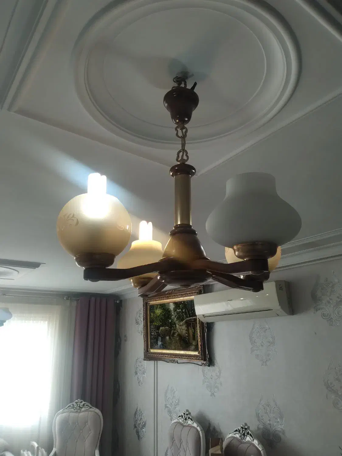 لوستر ۴ شعله چوب راش در حدنو|لوستر و چراغ آویز|همدان, |دیوار