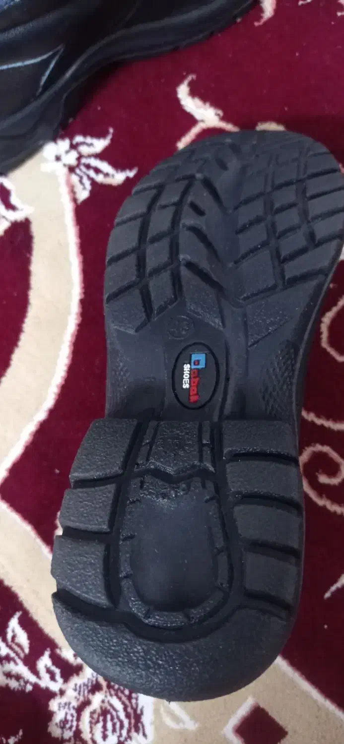 کفش کار|کیف، کفش، کمربند|اصفهان, شاهزاده ابراهیم|دیوار