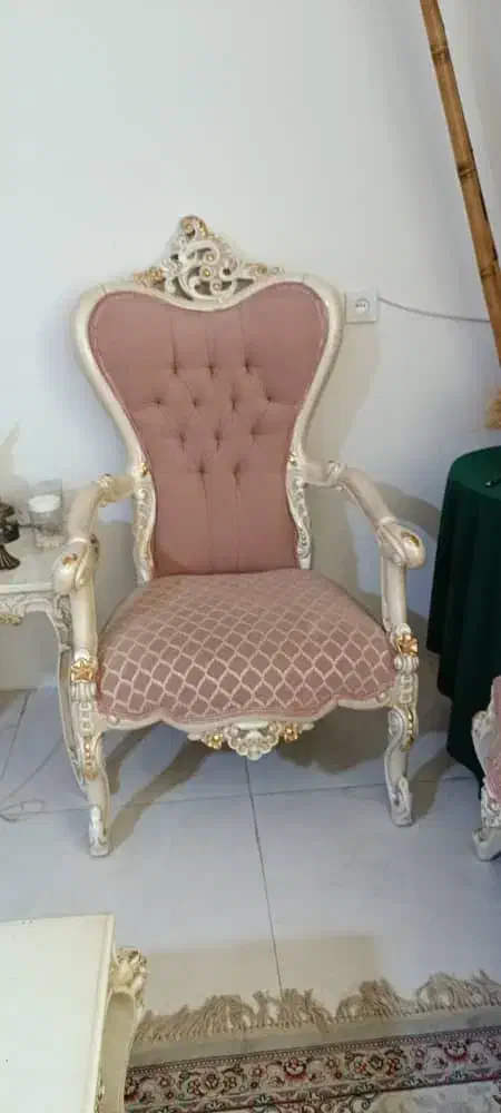 مبل کلاسیک استیل 9نفره خیلی سالم|مبلمان خانگی و میز عسلی|اسلامشهر, شهرک واوان|دیوار