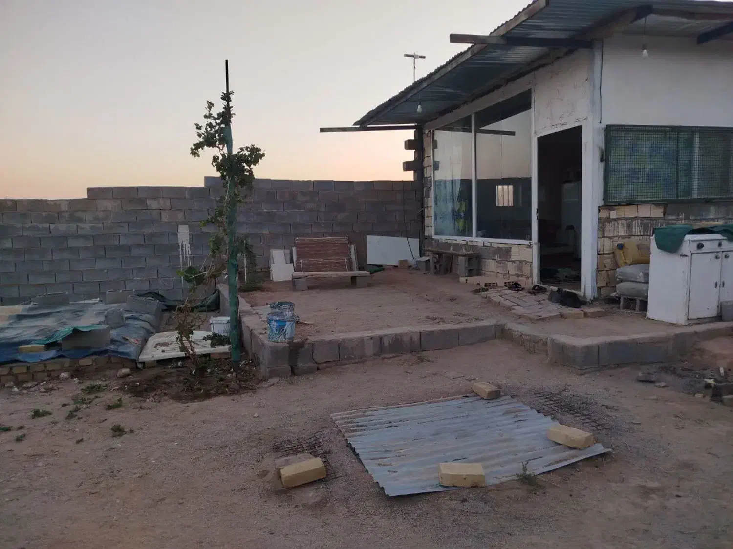 باغ  ۵۲۰ متری روستای آقا بزرگی حد فاصل زردین نیر|فروش دفتر صنعتی، کشاورزی، تجاری|نیر (یزد), |دیوار
