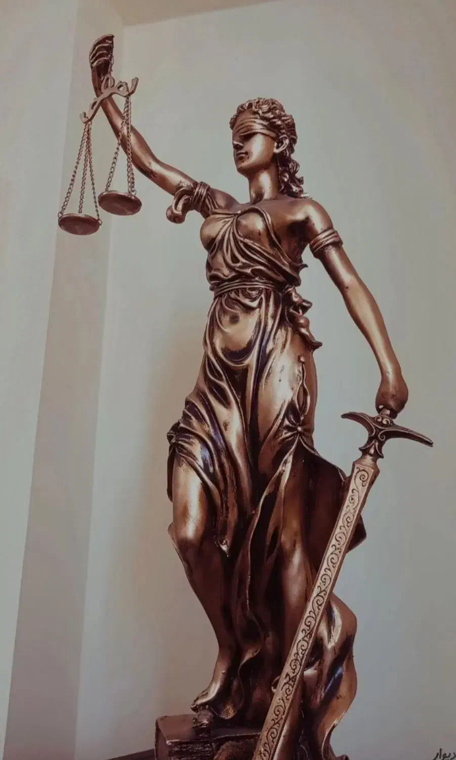 وکیل پایه یک دادگستری و مشاور حقوقی|خدمات مالی، حسابداری، بیمه|اصفهان, شیخ اشراق|دیوار