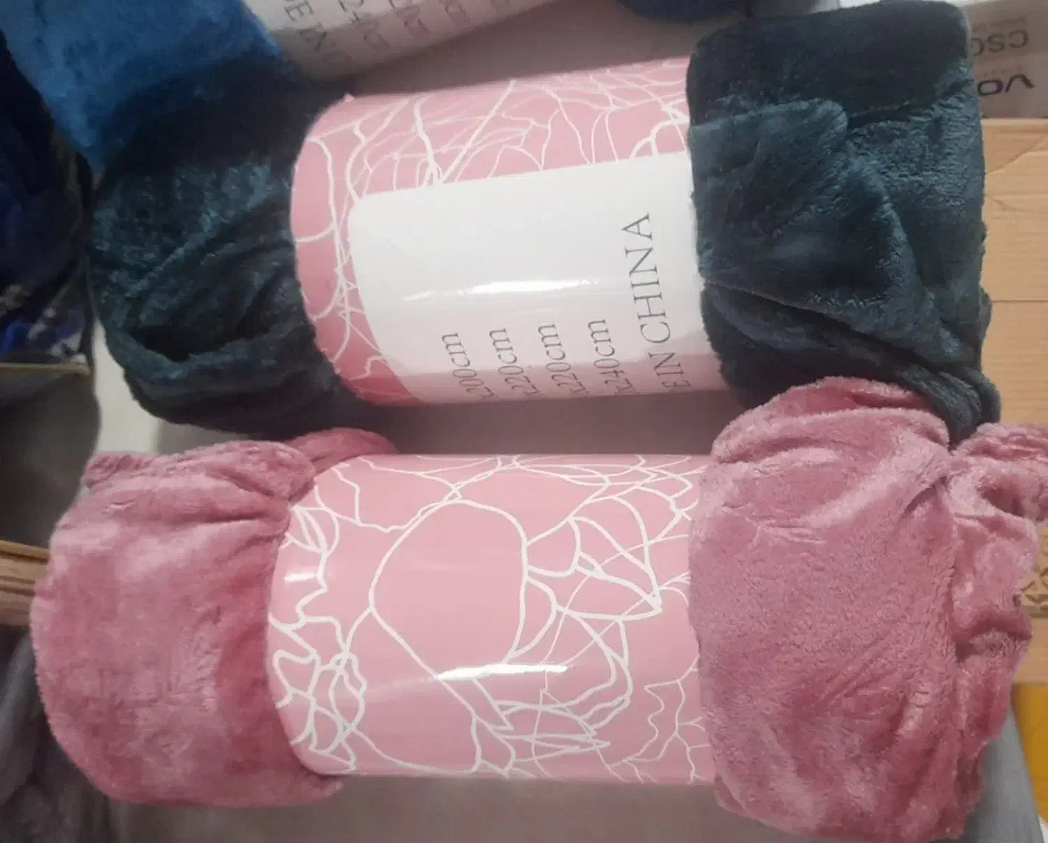 پتو دونفره و تک نفره|رختخواب، بالش، پتو|تهران, شهید فکوری|دیوار