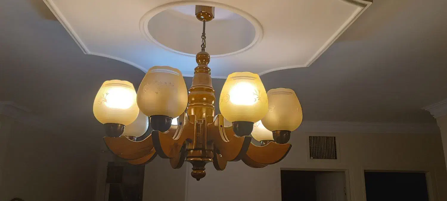 لوستر 8 شاخه همراه با سری  کامل  جهت منژلمنزل|لوستر و چراغ آویز|تهران, علم و صنعت|دیوار