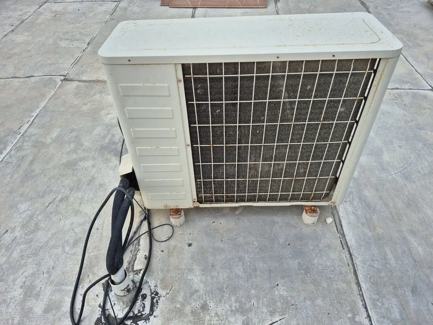 کلر|کولر گازی و فن‌کوئل|قشم, |دیوار