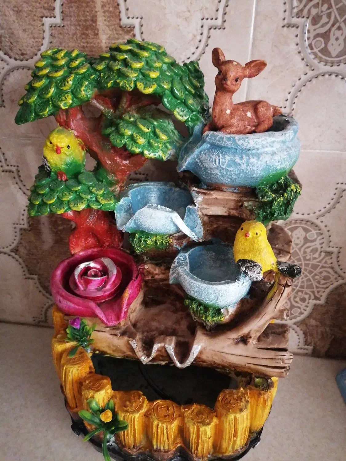 آبنما|مجسمه، تندیس، ماکت|قم, پردیسان|دیوار