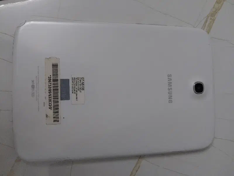 تبلت|تبلت|بهارستان, |دیوار