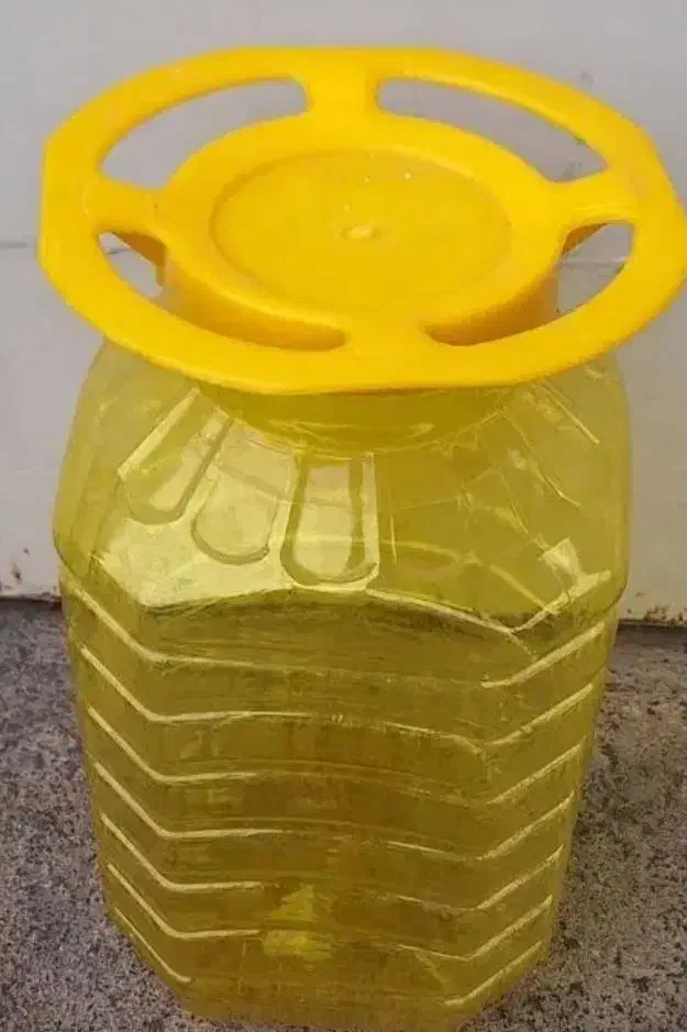 دبه ترشی قیمت ۵۰ تومن|ظروف نگهدارنده، پلاستیکی، یکبارمصرف|گلستان (تهران), |دیوار