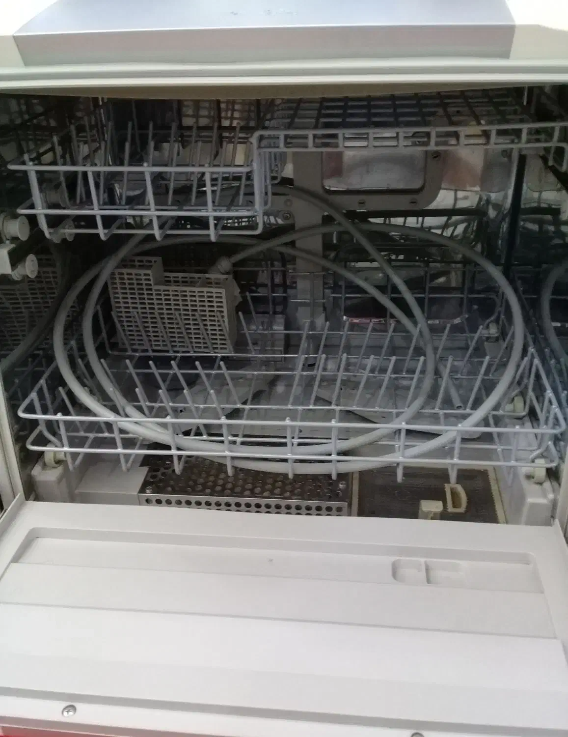 ماشین ظرفشویی درحدنو|ماشین ظرفشویی|گلبهار, شهر جدید گلبهار|دیوار