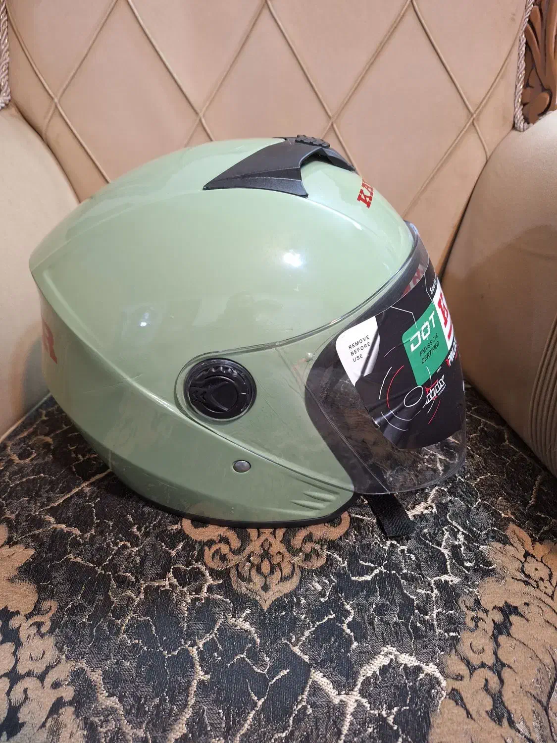 کلاه کاسکت موتور کویر|قطعات یدکی و لوازم جانبی|اصفهان, الهیه|دیوار