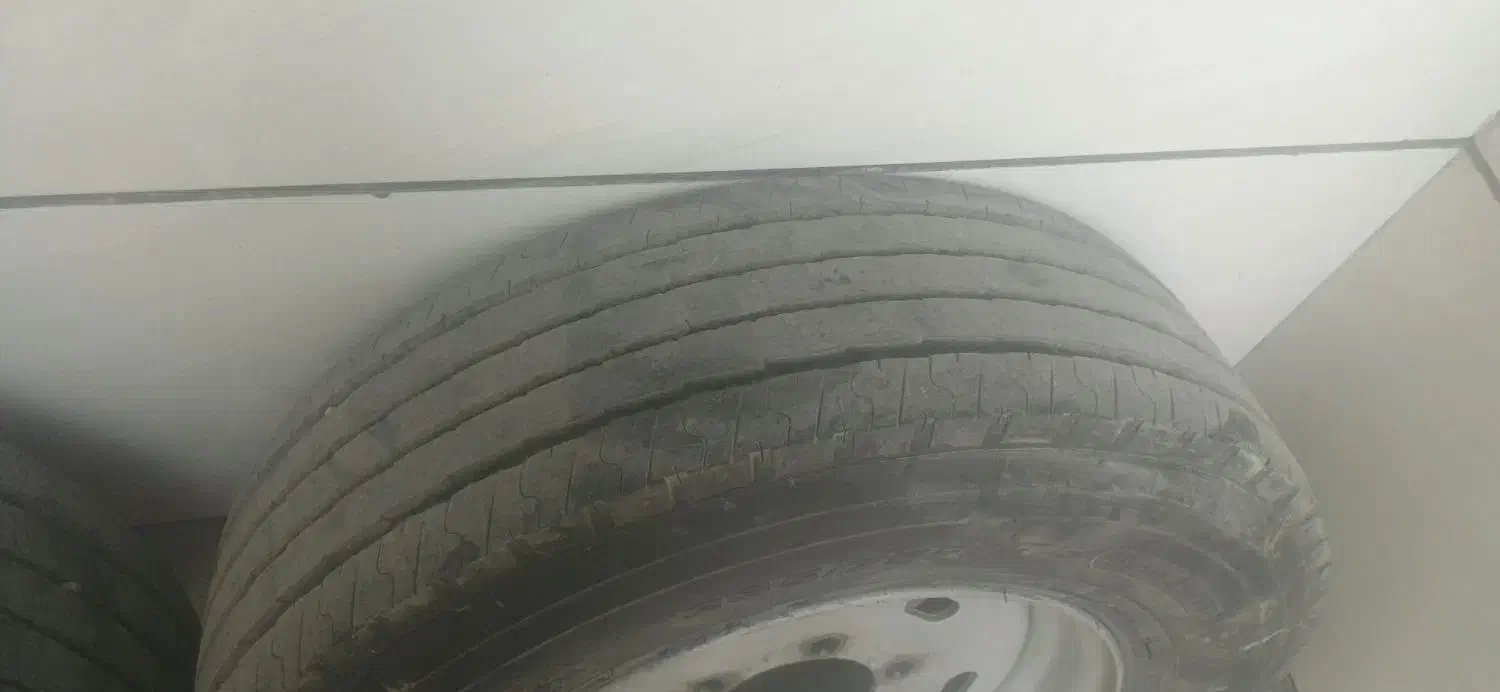 لاستیک تیوبلس نیسان|قطعات یدکی و لوازم جانبی|همدان, |دیوار