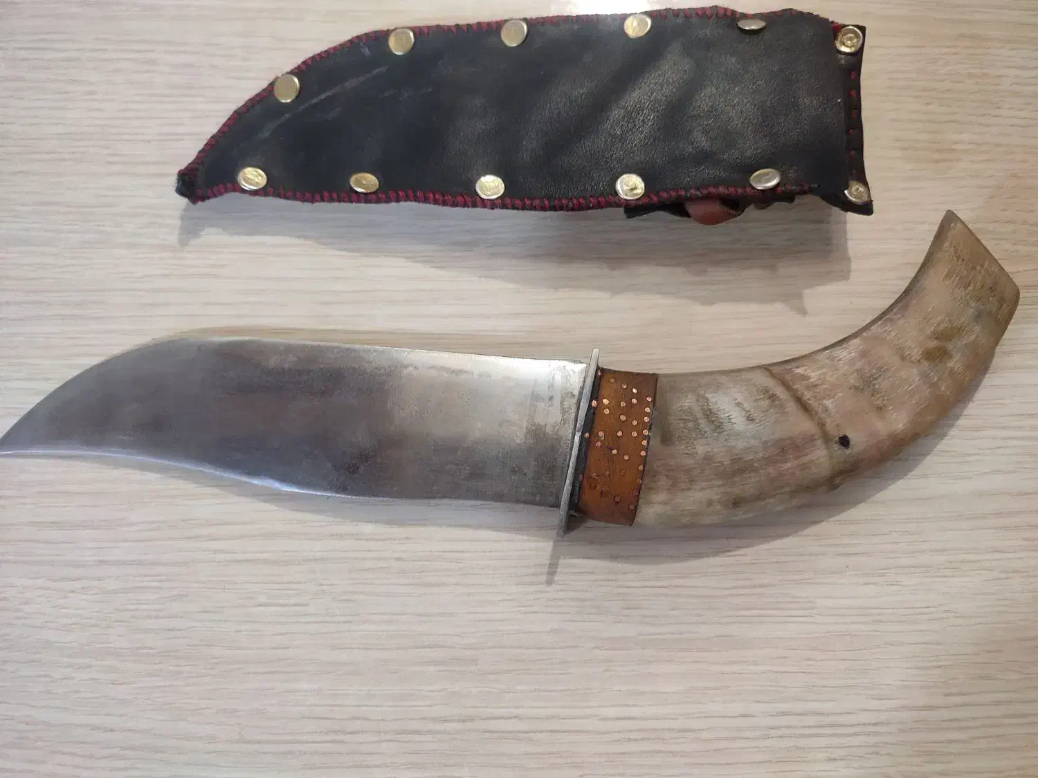 چاقو کمپ و کوه نوردی|کوهنوردی و کمپینگ|گلبهار, شهر جدید گلبهار|دیوار