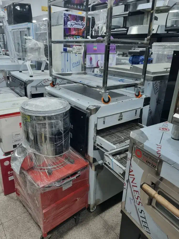 فر پیتزا ریلی|کافیشاپ و رستوران|یزد, |دیوار