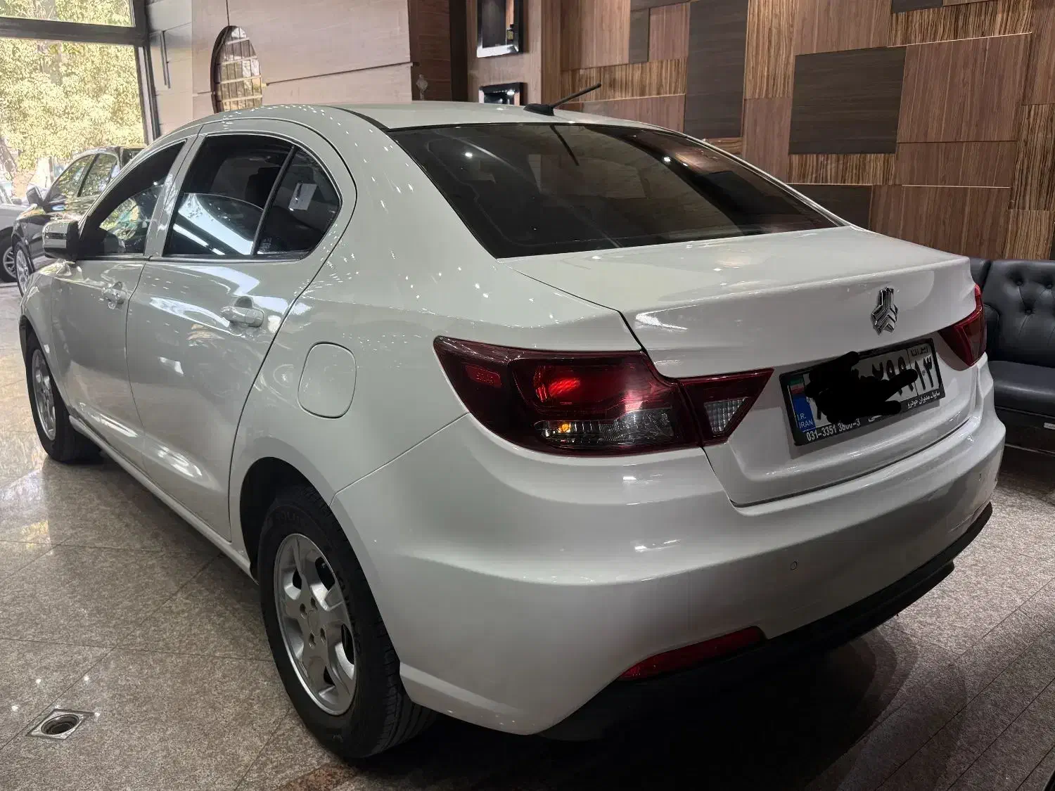 شاهین Gسفید ۱۴۰۱ سانروف دار|خودرو سواری و وانت|اصفهان, فروردین|دیوار