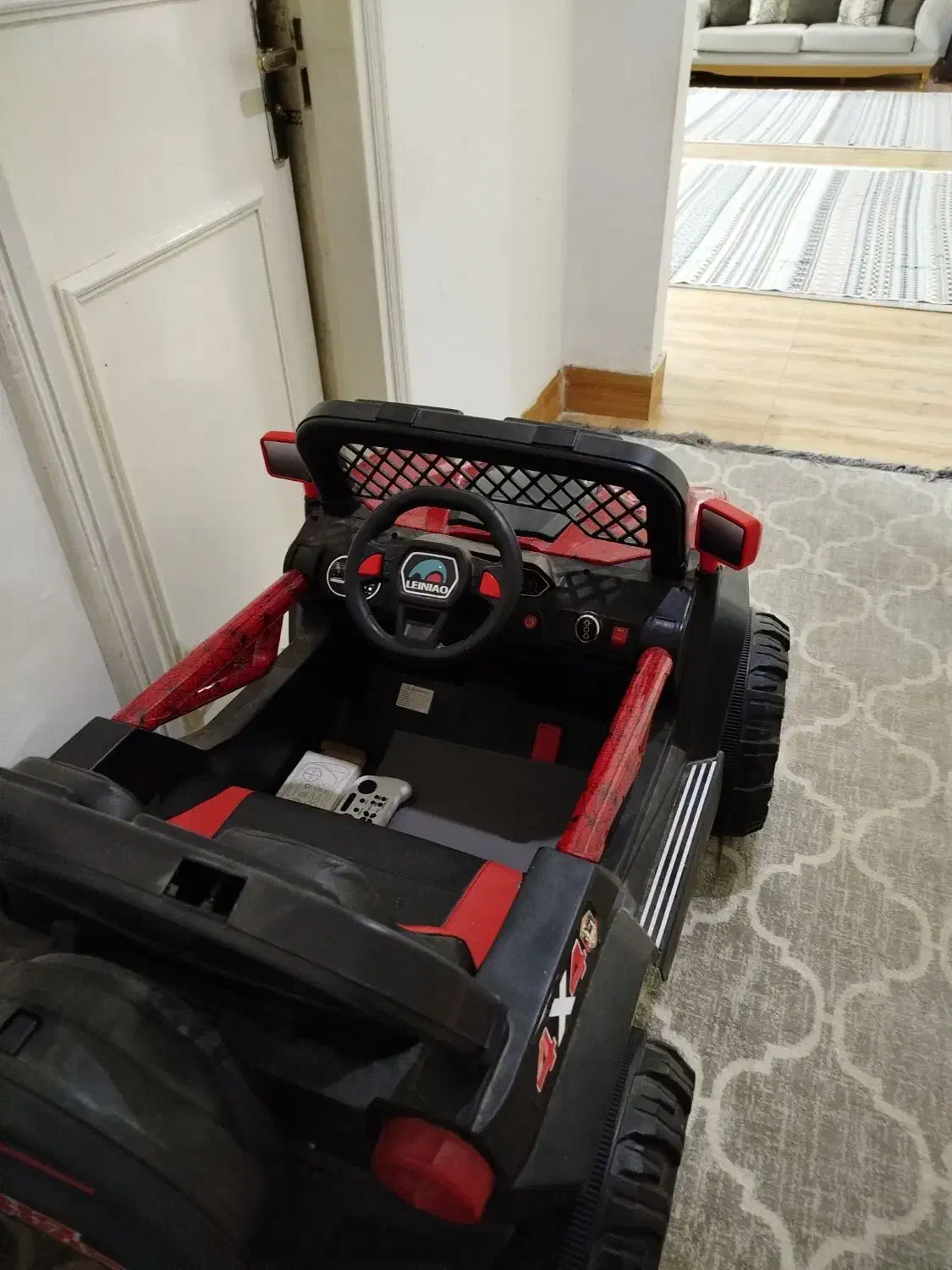 ماشین شارژی 4 موتوره قدرتی کاملا نو|اسباببازی بچه|گرگان, |دیوار