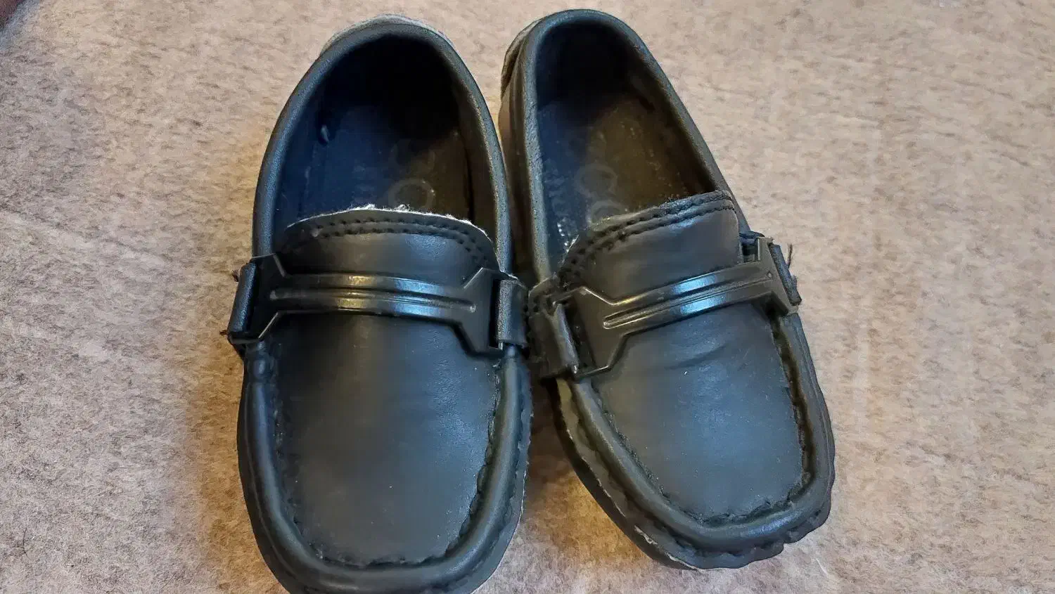 کفش|کفش و لباس بچه|مشهد, گلبرگ|دیوار