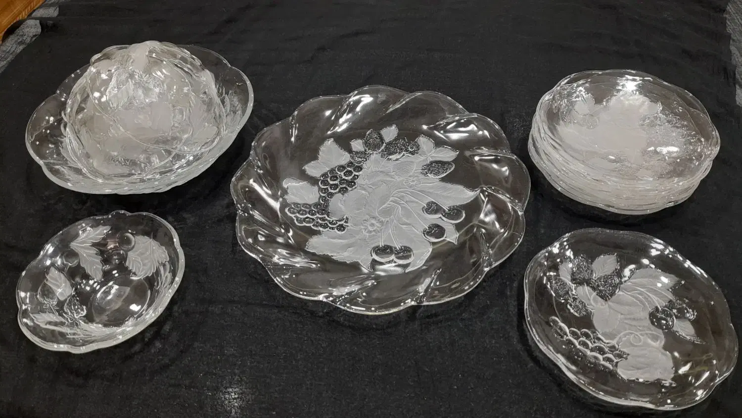 سرویس میوه خوری ۱۴ پارچه کریستال سوگاژاپن نو ارزان|ظروف سرو و پذیرایی|تهران, شهرک دریا|دیوار