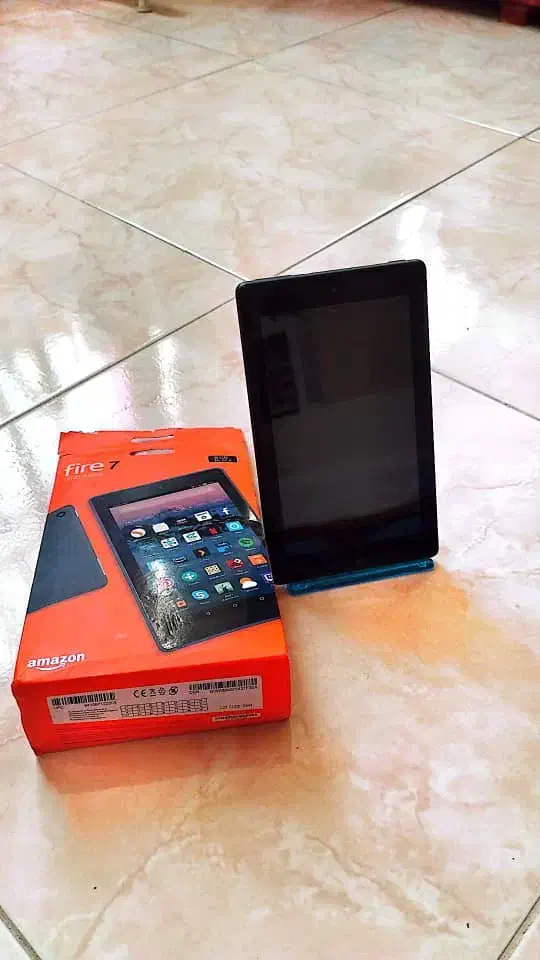 تبلت آمازون fire 7 / تبلت دانش آموزی و بازی کودکان|تبلت|شیراز, عادل آباد|دیوار