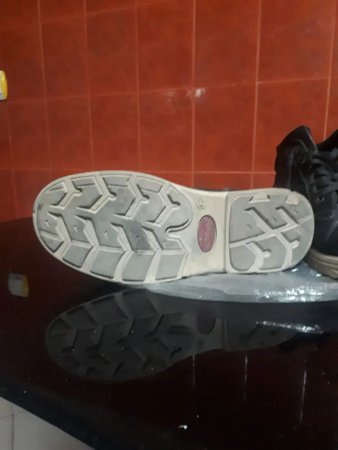 پوتین مشکی در حد|کیف، کفش، کمربند|تبریز, |دیوار