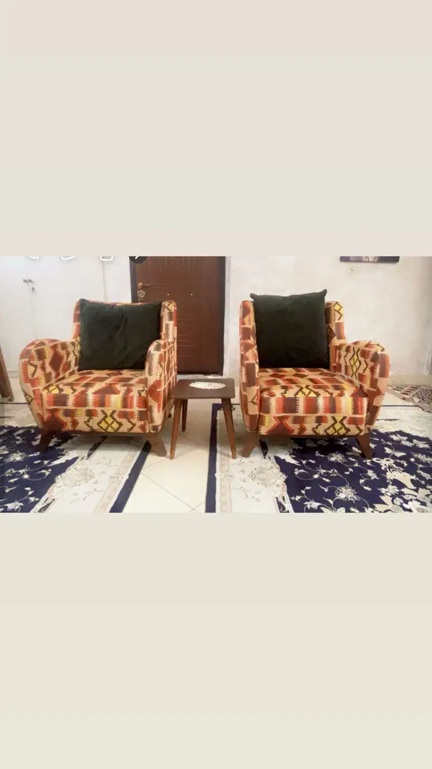 فروش مبلمان ۴ نفره|مبلمان خانگی و میز عسلی|ری, صفاییه (چشمه علی)|دیوار