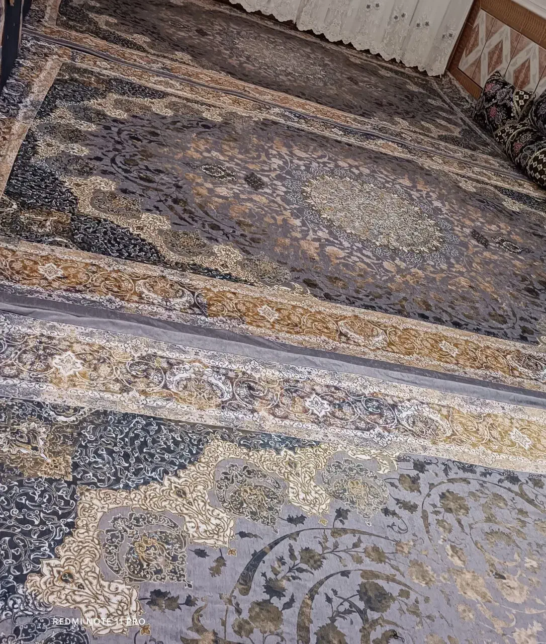 روفرشی کشدار|روفرشی|نیمروز, |دیوار