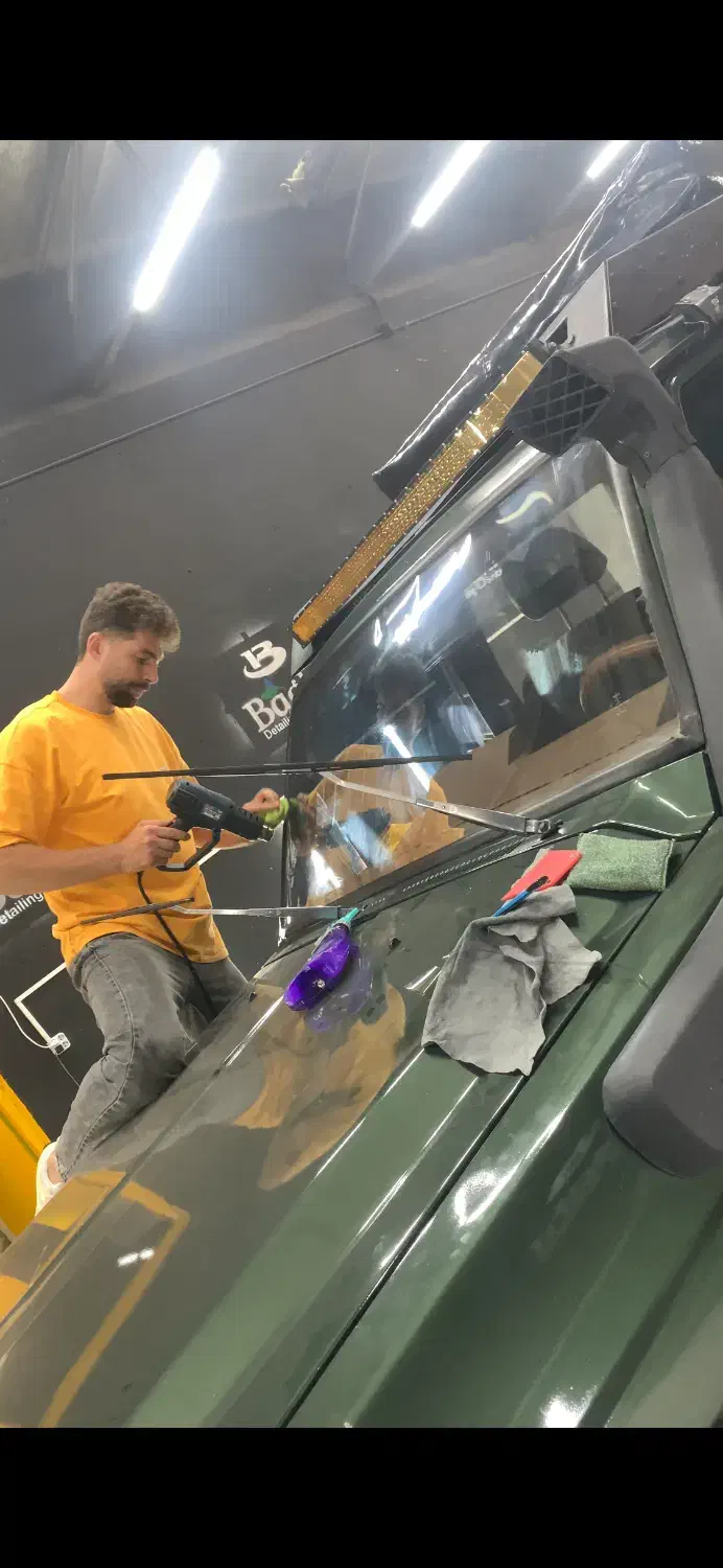 اجرا شیشه دودی سیار (درمحل)آموزش شیشه دودی 0تا 100|خدمات موتور و ماشین|تبریز, |دیوار