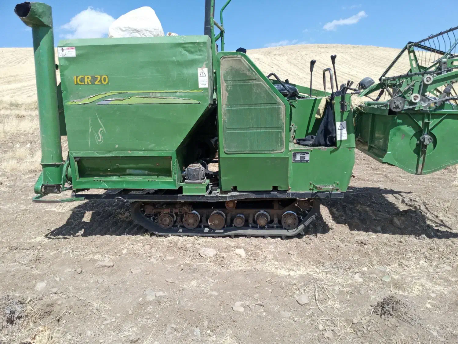 کمباین چری ۲۰۱۷زنجیری|خودرو سنگین|سنندج, |دیوار