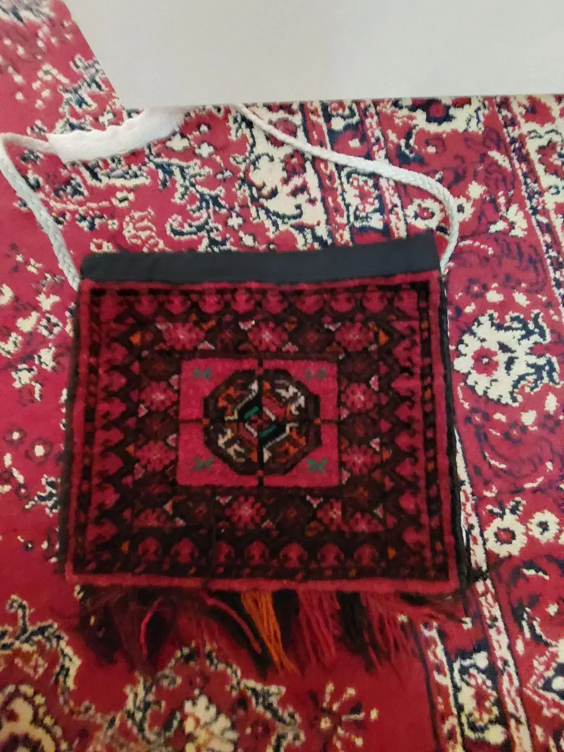 کیف و کفش|کیف، کفش، کمربند|سهند, |دیوار