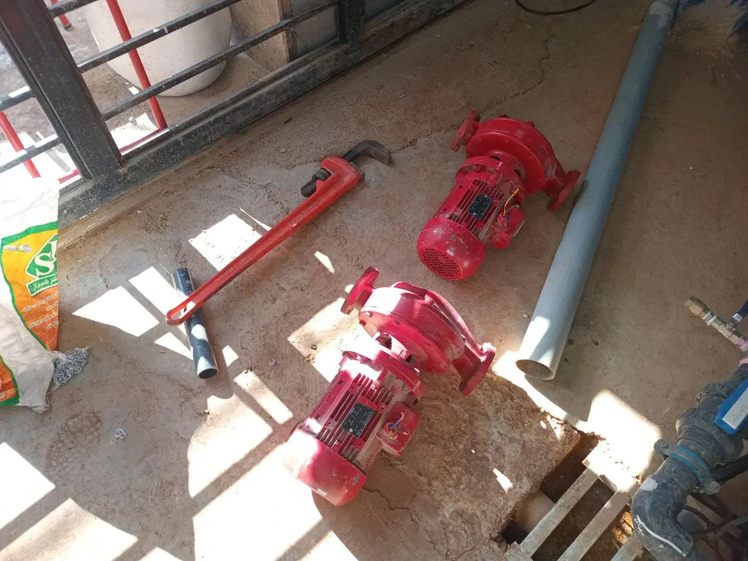 تعمیرفروش و نصب تخصصی پمپ آب وپمپ آتش‌نشانی|خدمات پیشه و مهارت|شیراز, ریشمک|دیوار