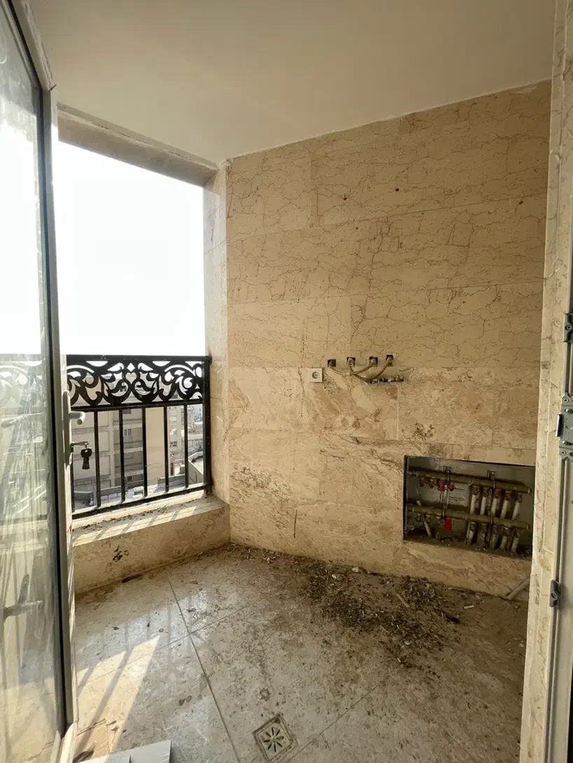 واحد ۷۵ متری ۲ خواب/ فول/ کلید نخورده/ ۲ پارکینگ