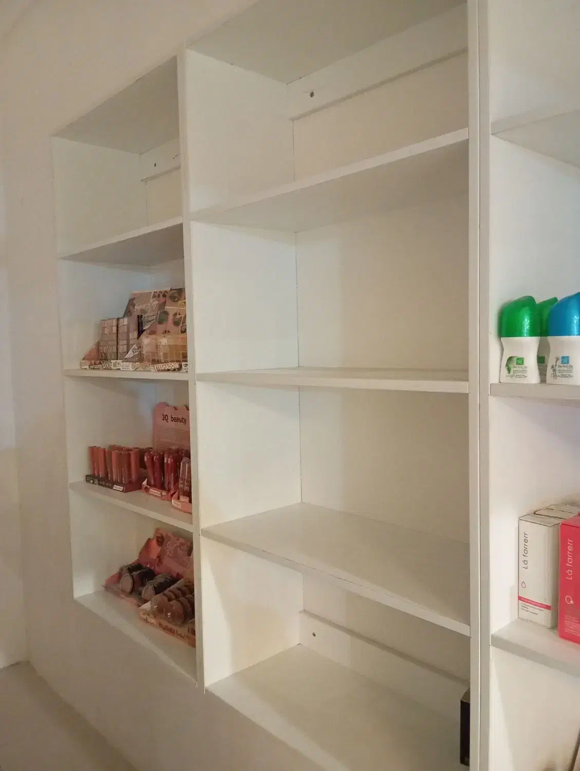 باکس دیواری و ویترین|فروشگاه و مغازه|گرگان, |دیوار