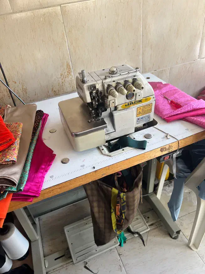 فروش سردوز چرخ جک وسیروبا|چرخ خیاطی و ریسندگی|مریوان, |دیوار