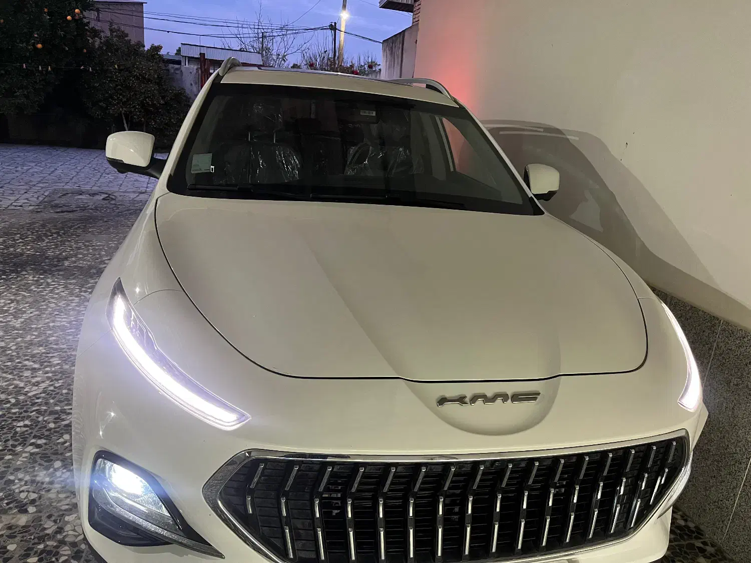 کی ام سی ۱۴۰۲|خودرو سواری و وانت|نکا, |دیوار