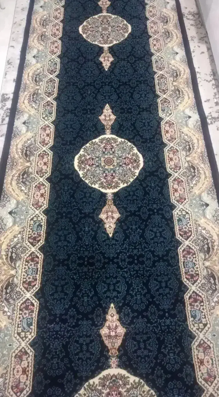 کناره ۱ در ۲/۵|فرش|مشهد, استاد یوسفی (شهرک غرب)|دیوار