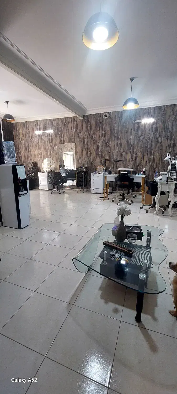 اجاره لاینهای خدمات آرایشی|آرایشگاه و سالن‌های زیبایی|اصفهان, حسین‌آباد|دیوار