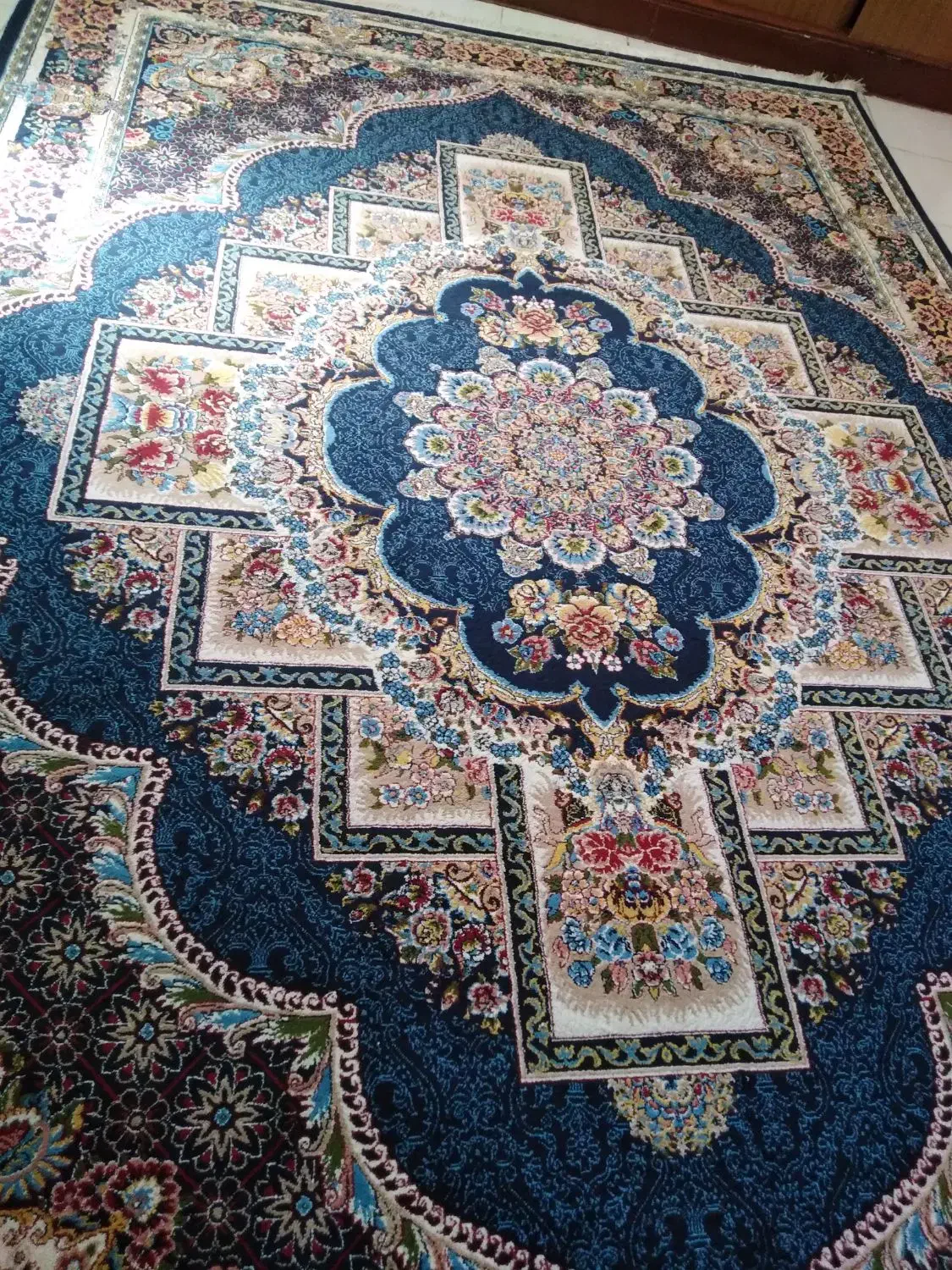 دو قطعه فرش|فرش|اهواز, گلستان|دیوار