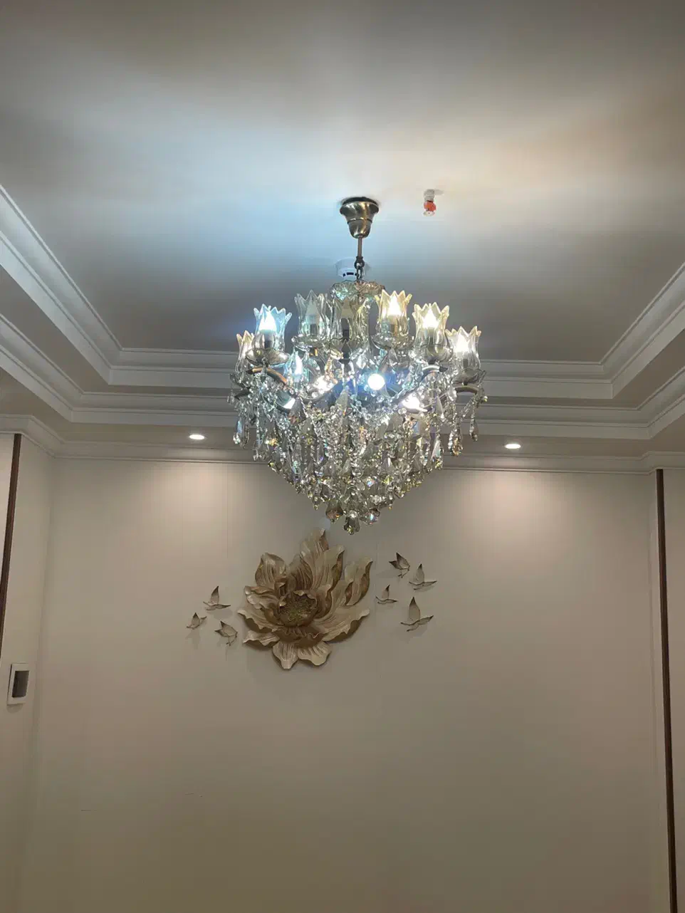 لوستر ۱۲ شاخه برنز رنگ شامپاینی|لوستر و چراغ آویز|تهران, جنتآباد مرکزی|دیوار