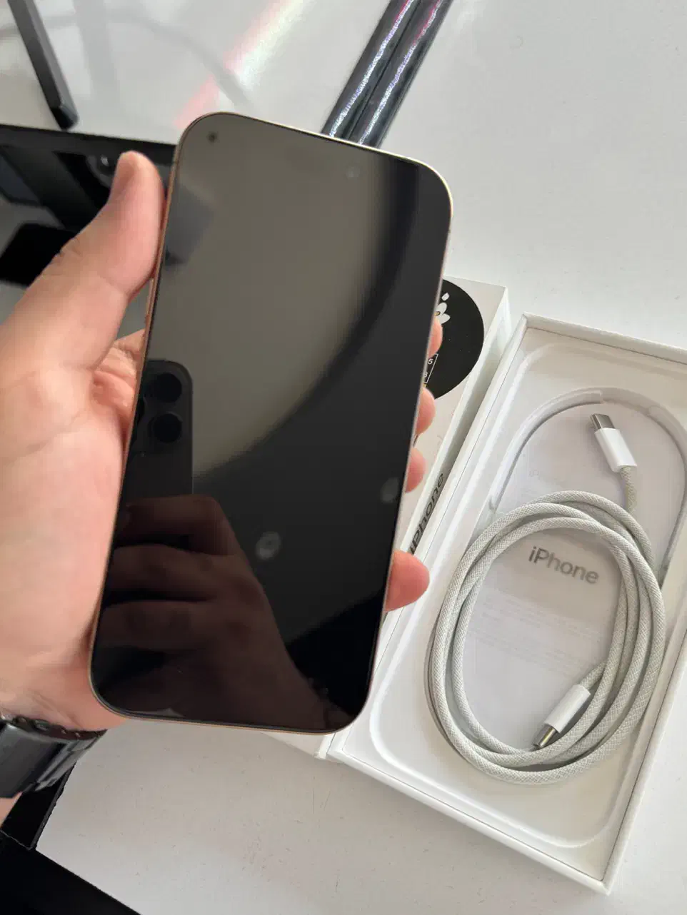 ۱۶ پرو / باتری ۹۷ / با ریجستر / شرایط|موبایل|اصفهان, رزمندگان|دیوار