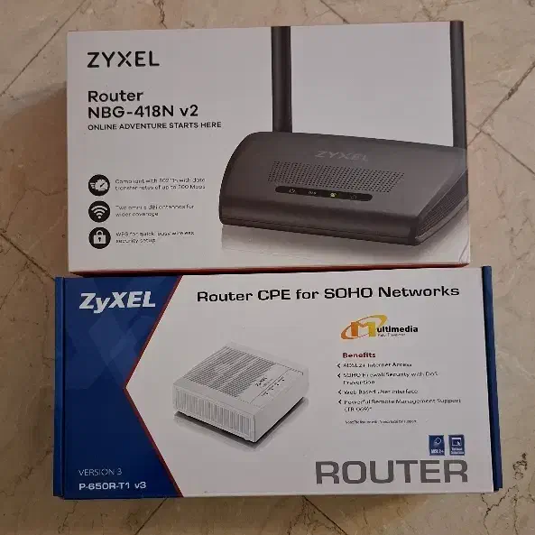 مودم و روتر زایکسل مدل P-650R-T1 V3 و NBG-418N v2|مودم و تجهیزات شبکه|تهران, سوهانک|دیوار