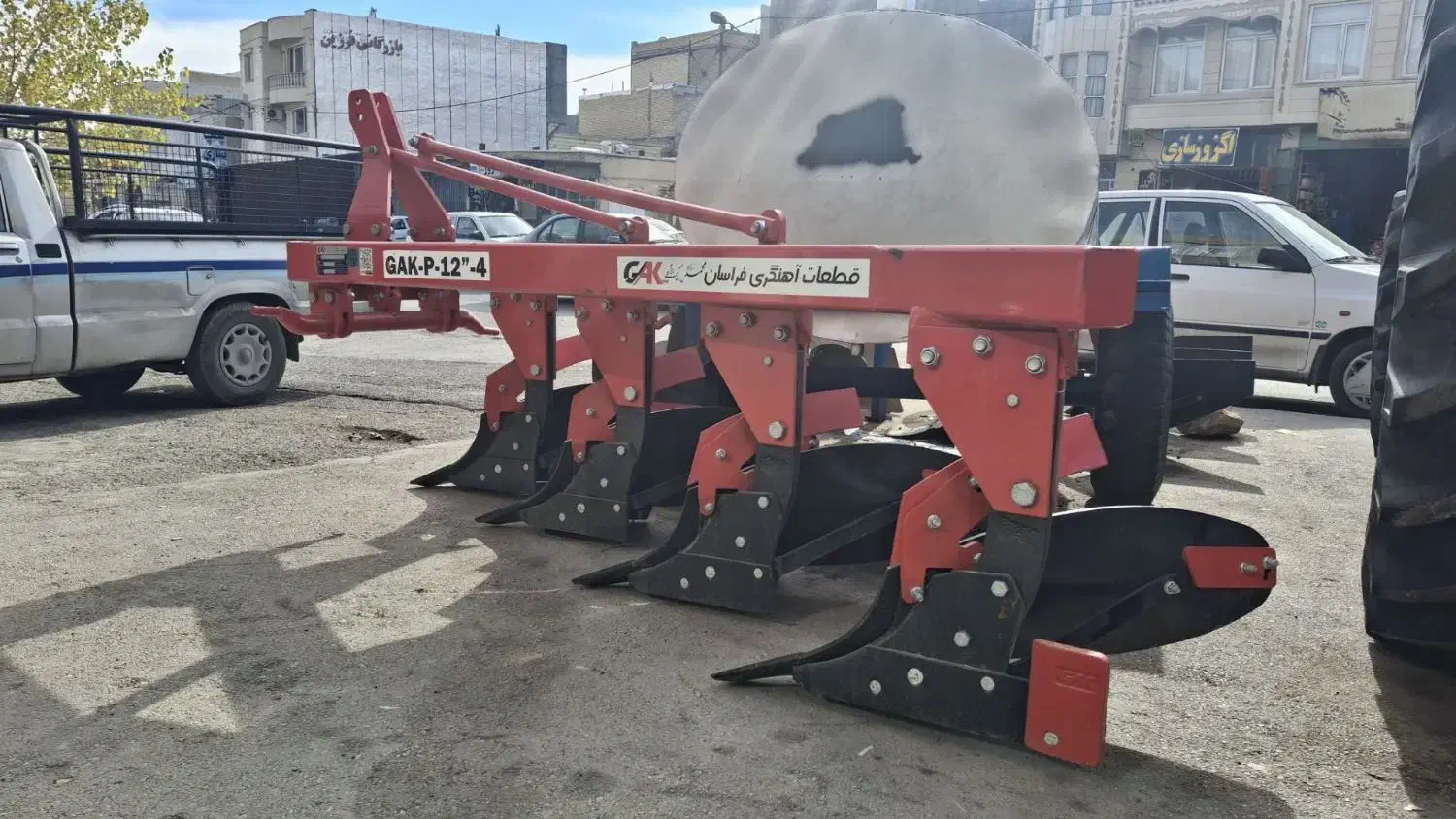 گاو آهن ۴خیش|ماشین‌آلات صنعتی|بیجار, |دیوار