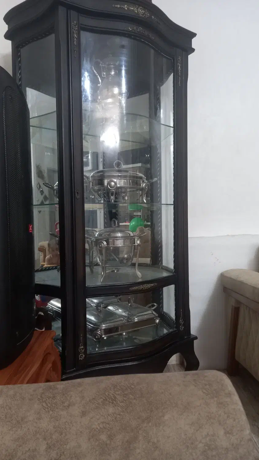 بوفه پشت اینه|بوفه، ویترین، کنسول|سبزوار, امیر کبیر|دیوار