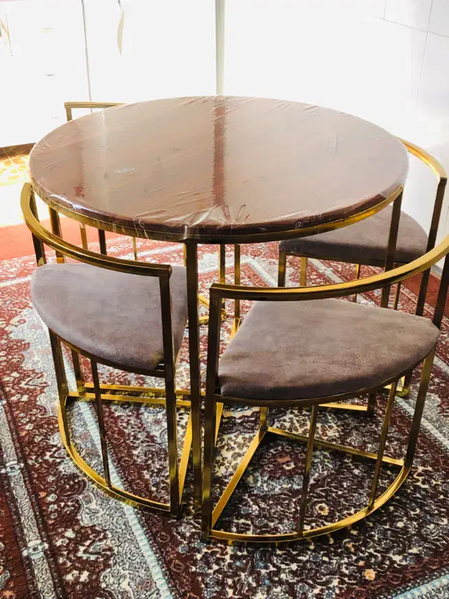 میز نهار خوری|میز و صندلی غذاخوری|اسلام‌‌آباد غرب, |دیوار