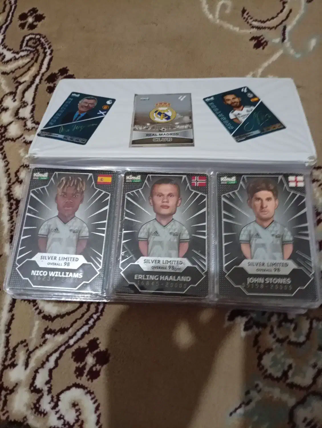 کیمدی همراه با آلبوم و مینی فیگور و برچسب|کلکسیون و سرگرمی|کوهدشت, |دیوار