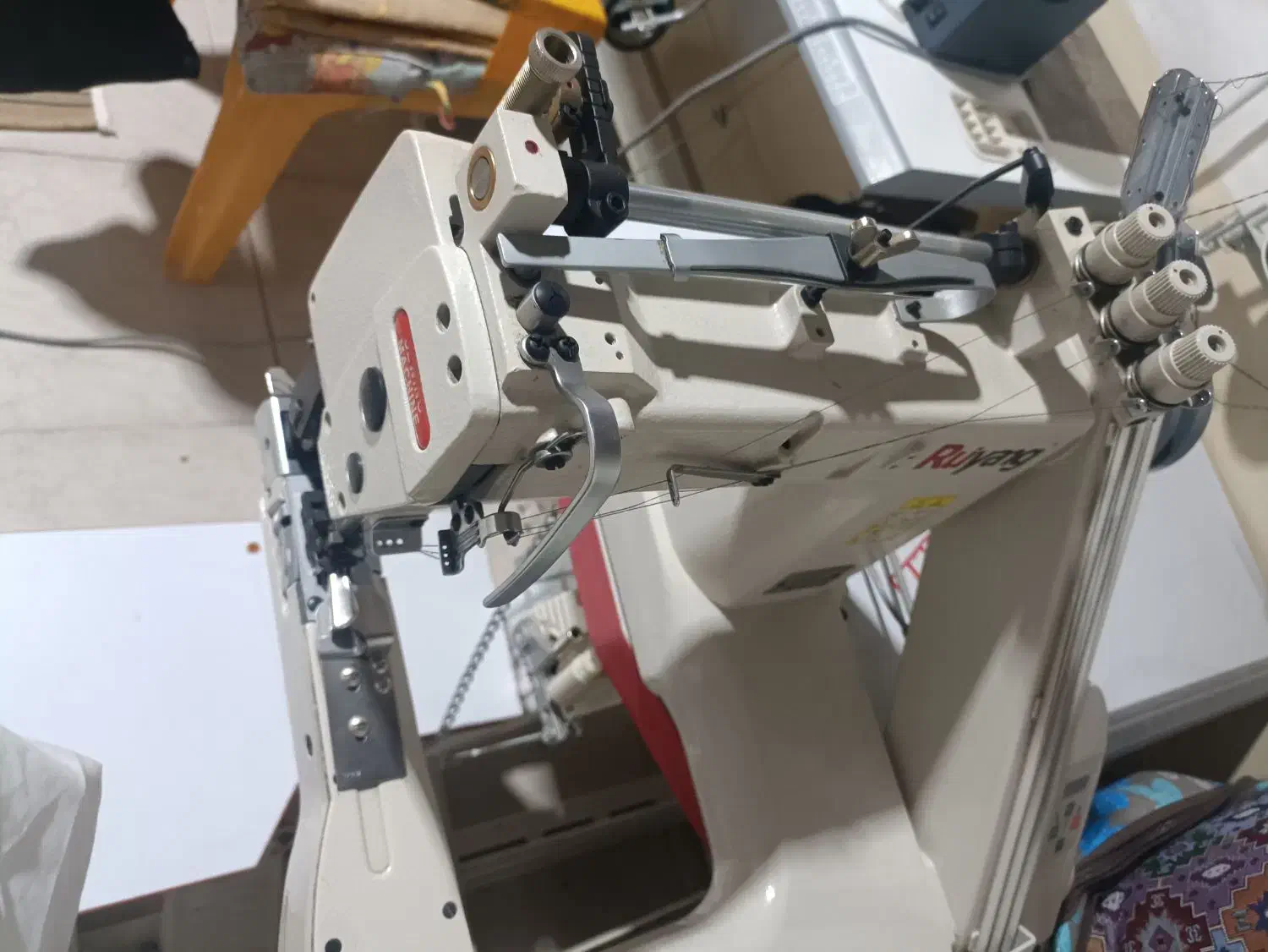 چرخ خیاطی|چرخ خیاطی و ریسندگی|رضویه, |دیوار