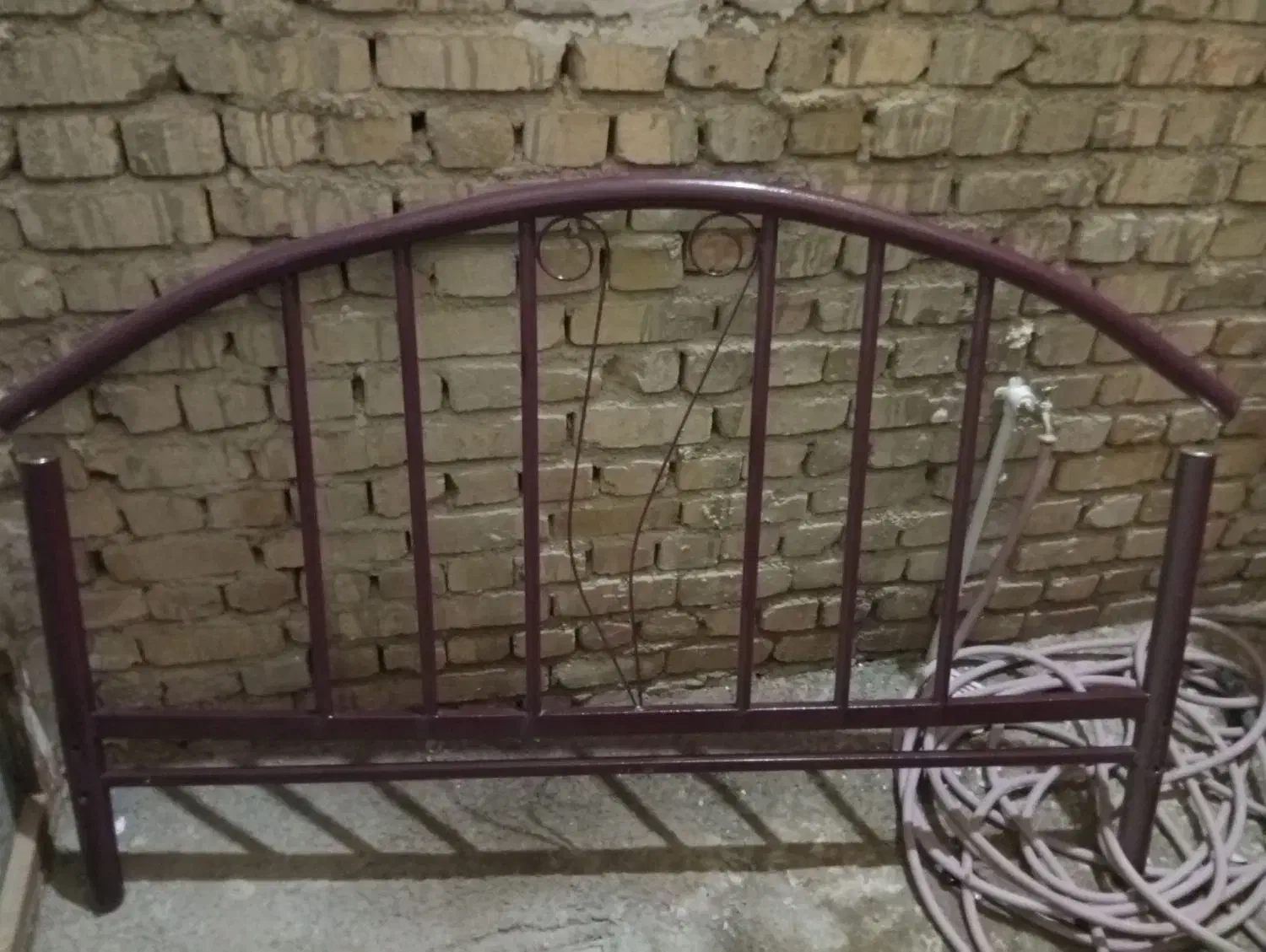 تخت دونفره فلزی|تخت و سرویس خواب|سلطانیه, |دیوار