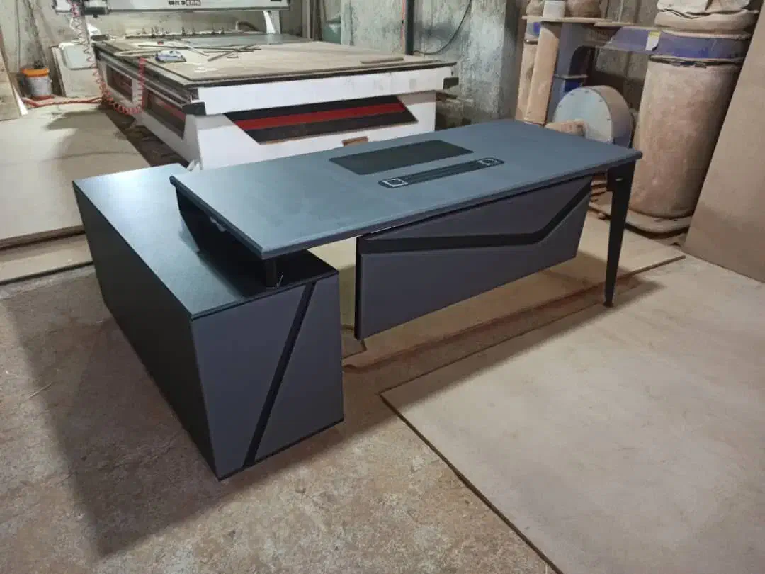 میز نایک /مبلمان اداری/میز مدیریت مدرن پایه فلزی|مبلمان اداری|تهران, یافتآباد|دیوار