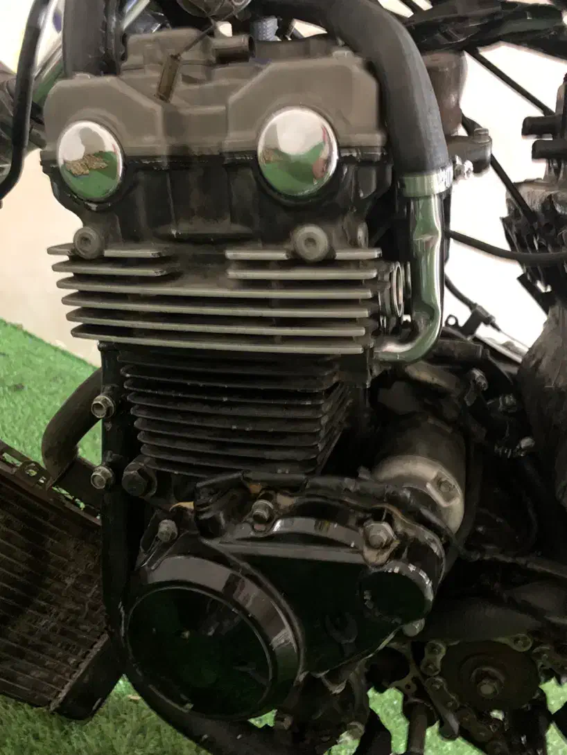 Cb400|موتورسیکلت|تهران, باغ خزانه|دیوار