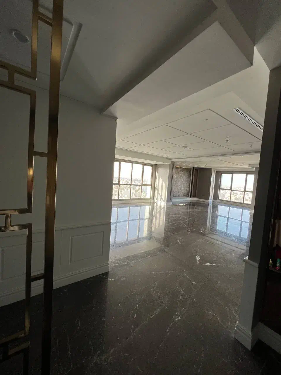 ۲۹۰متر/ارشاد/سه نبش پرنور بالاترین طبقه|فروش آپارتمان|مشهد, احمدآباد|دیوار