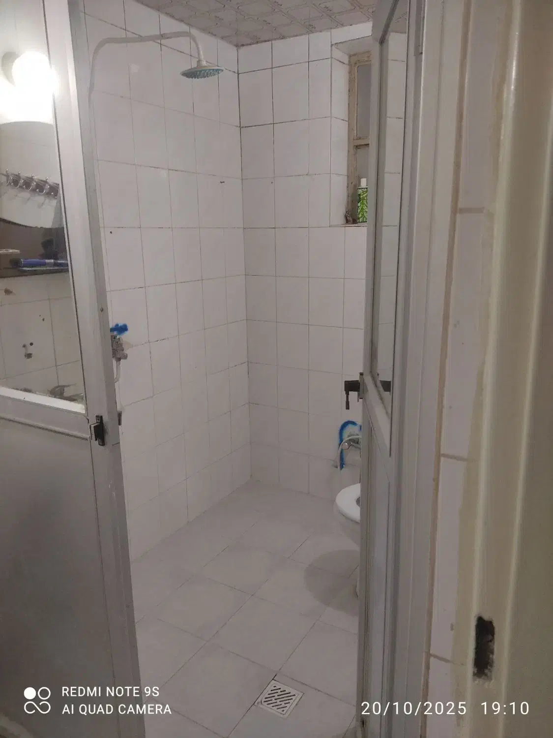 رهن منزل ویلایی درب حیاط|اجارهٔ خانه و ویلا|شیراز, فرگاز|دیوار